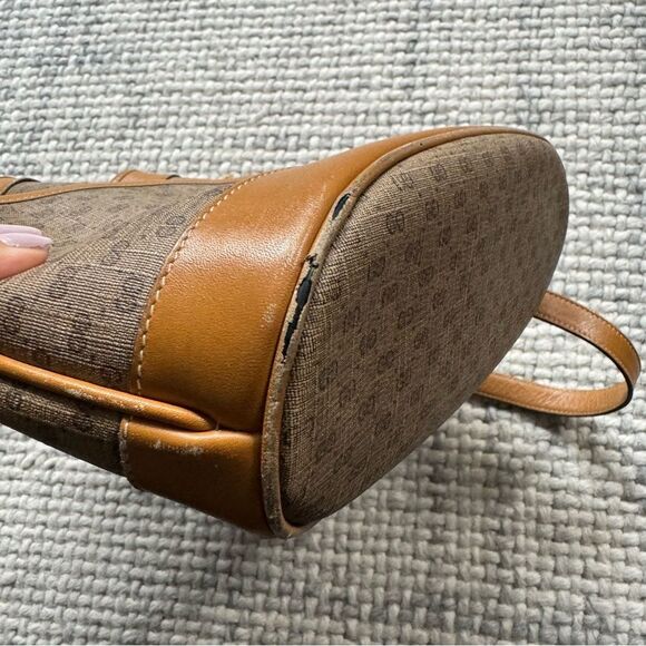 Vintage Gucci Logo Canvas Drawstring Bucket Bag - Picture 6 of 10